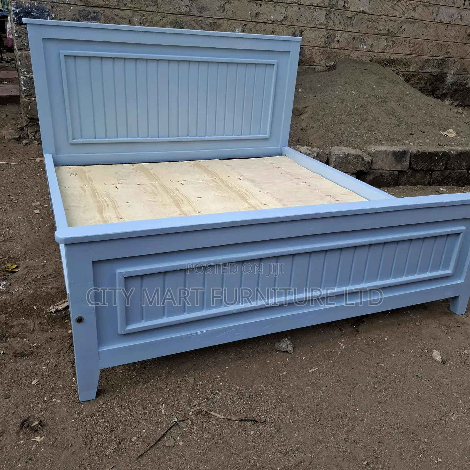 Space-Saving Modern Panel/Board Beds on Offer!