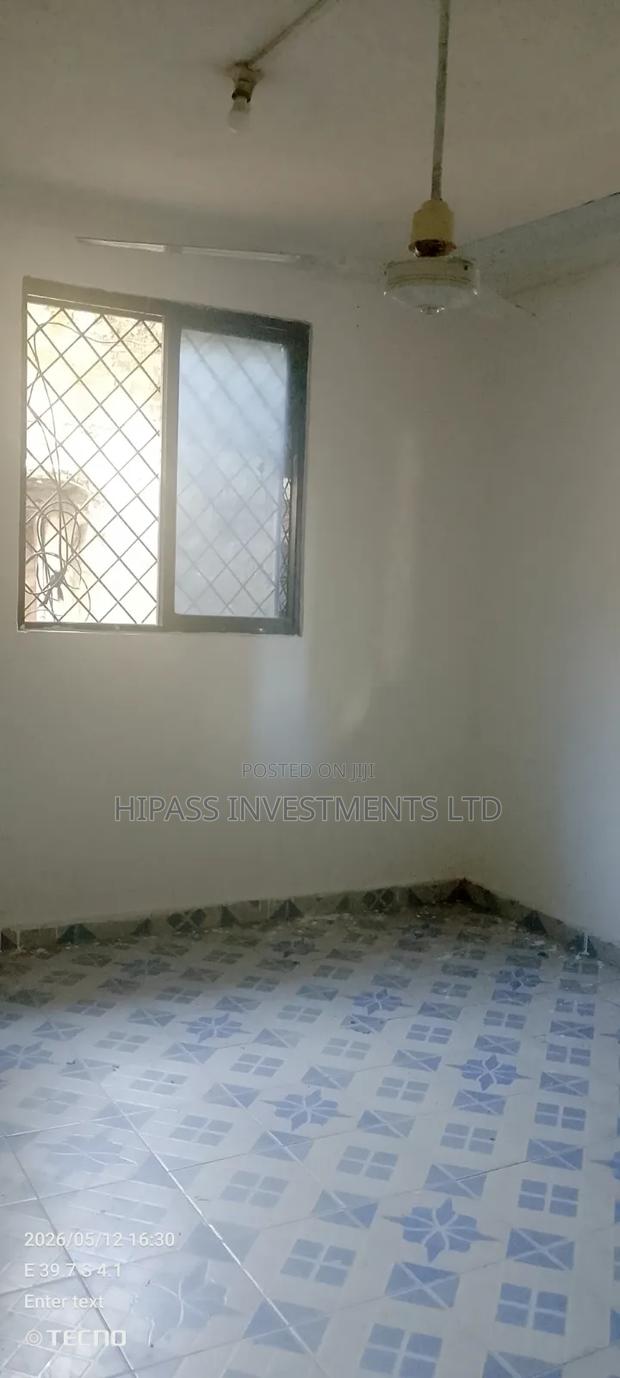 2bdrm Block of Flats in Red Star, Majengo for rent
