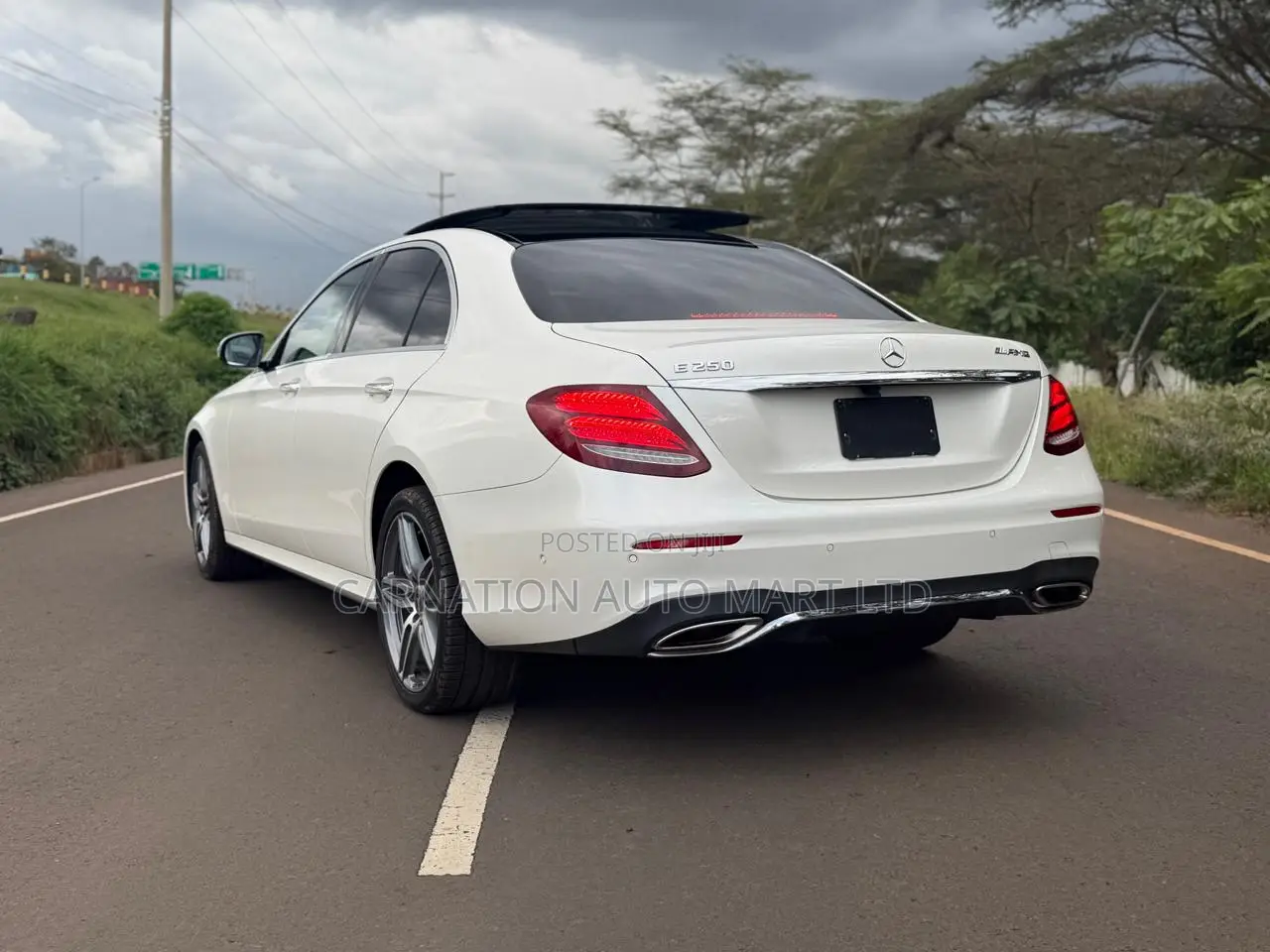 Mercedes-Benz E250 2017 Pearl