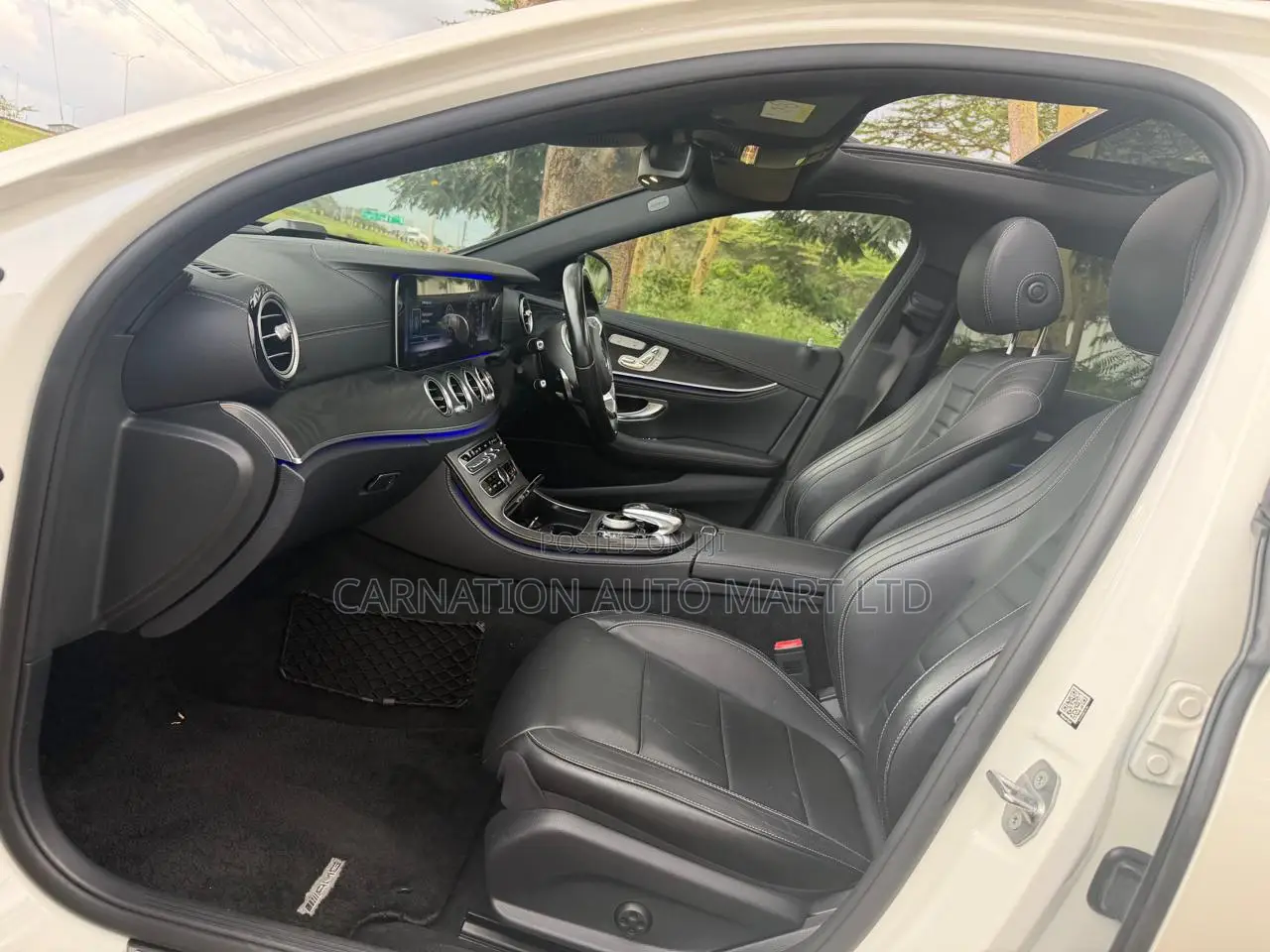 Mercedes-Benz E250 2017 Pearl