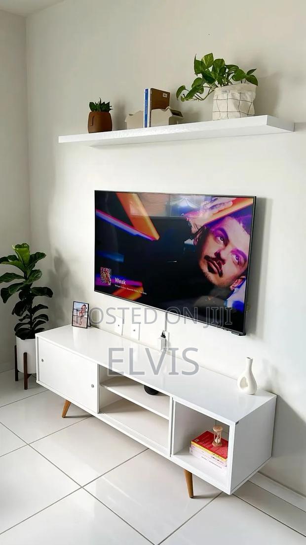 Tv Stand / Mount - thumbnail 2