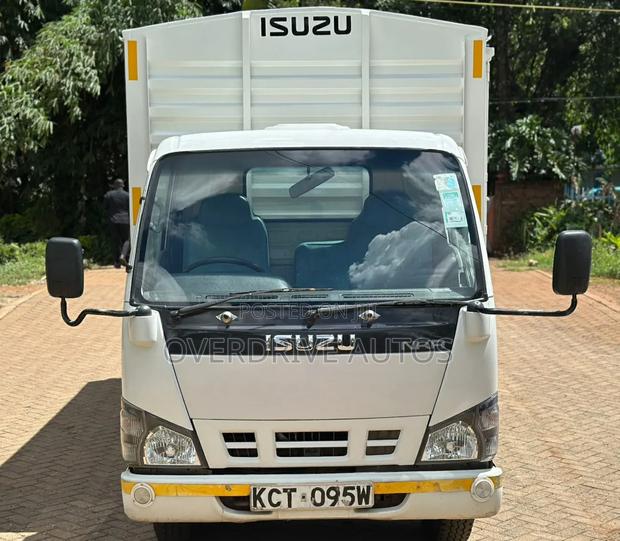 Isuzu Nkr, 2018 - thumbnail 2