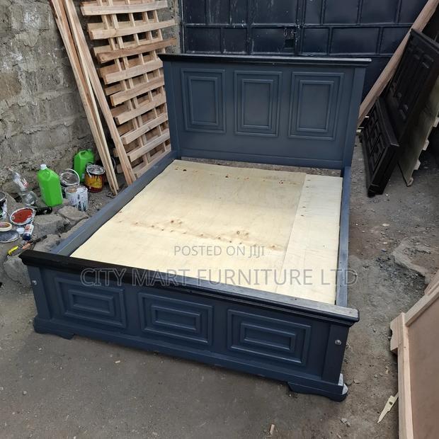 Metropolitan Modern Panel/Board Beds on Offer!