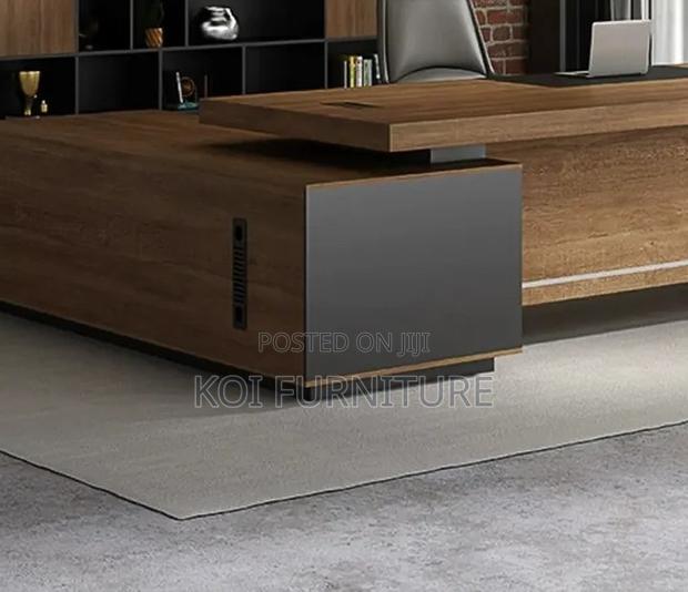 Office Desks; Bold 1.8 Meters Executive Modern Bosses Office Desks - thumbnail 4