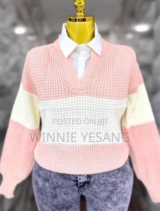 Color Block V-neck Sweater