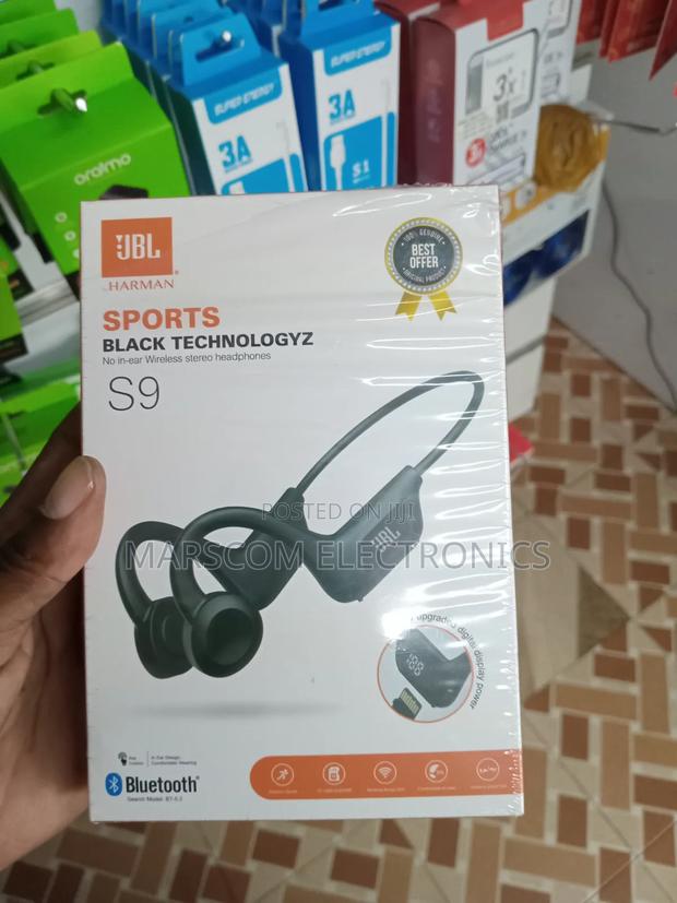 JBL Wireless Earphones