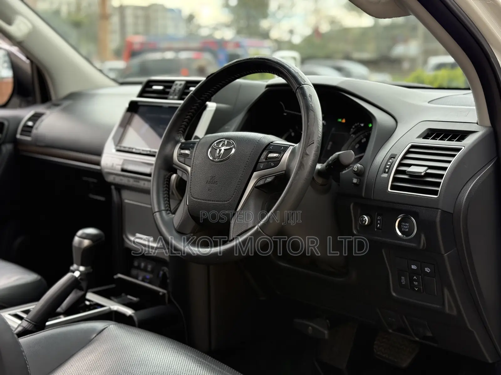 Toyota Land Cruiser Prado 2.8 2021 White