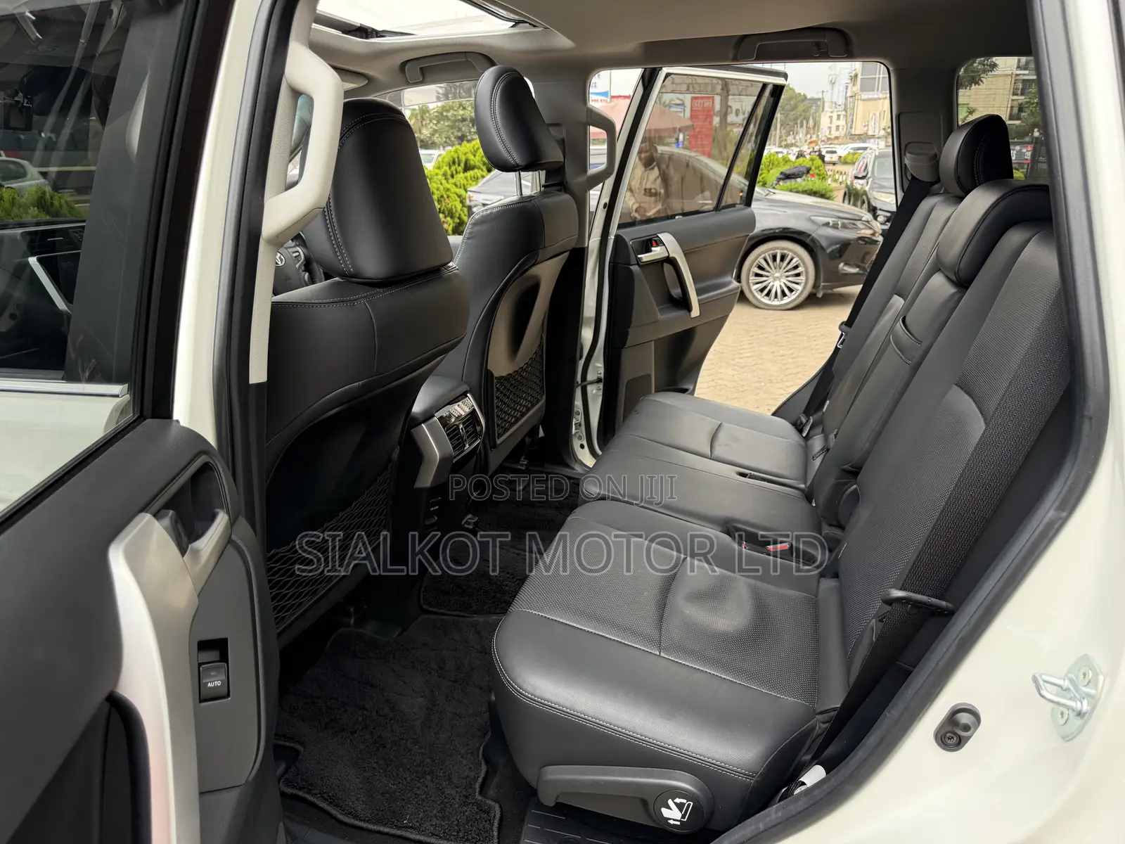 Toyota Land Cruiser Prado 2.8 2021 White