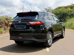 Toyota Harrier 2.5 Hybrid 4WD 2018 Black