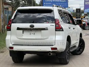 Toyota Land Cruiser Prado 2.7 2021 White