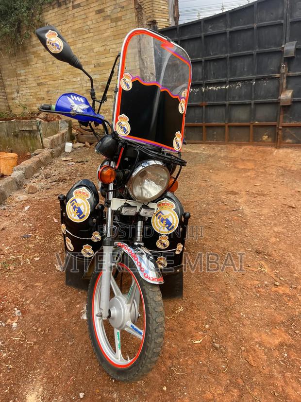 TVS HLX 125 2019 Black - thumbnail 5