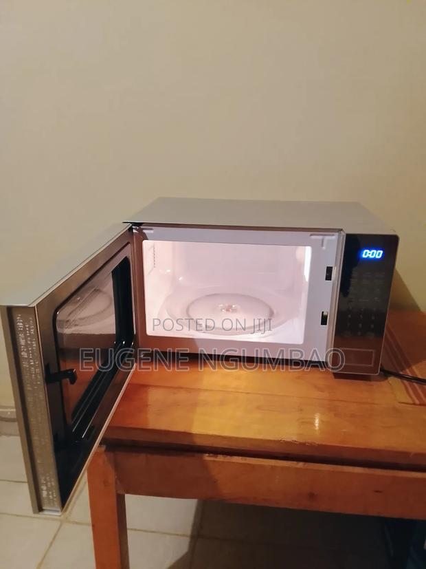 Hisense Microwave for Sale - thumbnail 2