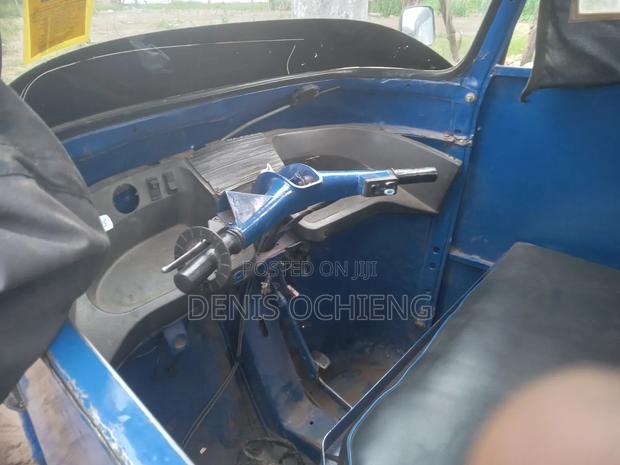 Piaggio 2018 Blue - thumbnail 2