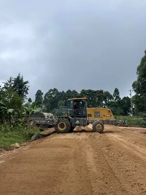 Payloader Available for Hire