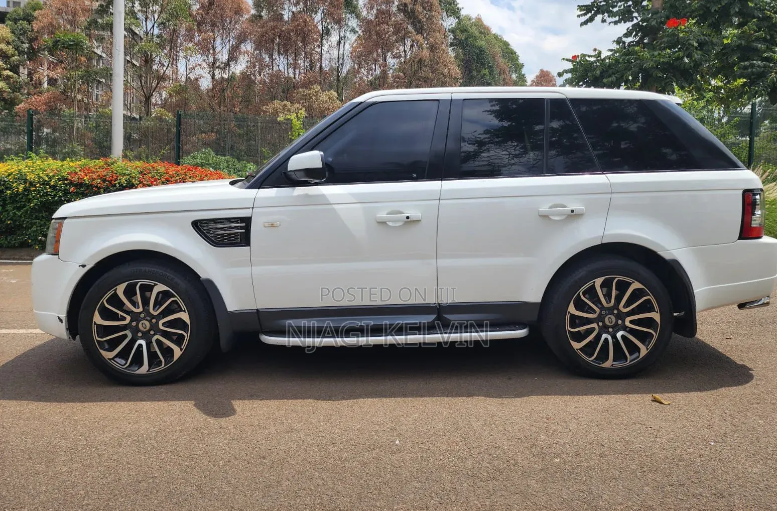 Land Rover Range Rover Sport 2012 White
