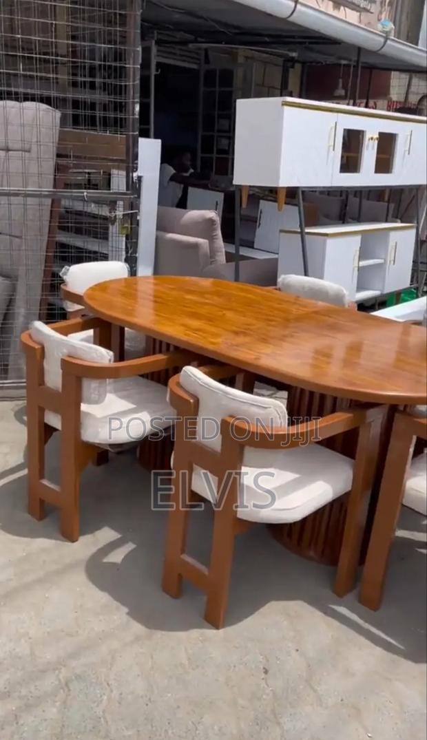 6 Seater Dining Table - thumbnail 2