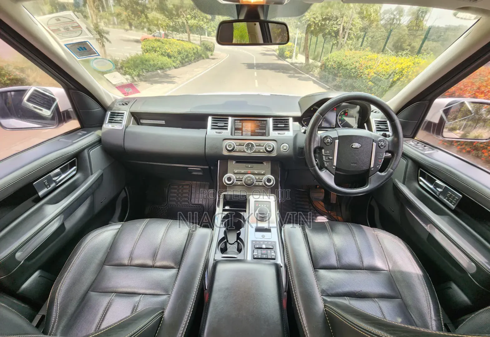 Land Rover Range Rover Sport 2012 White