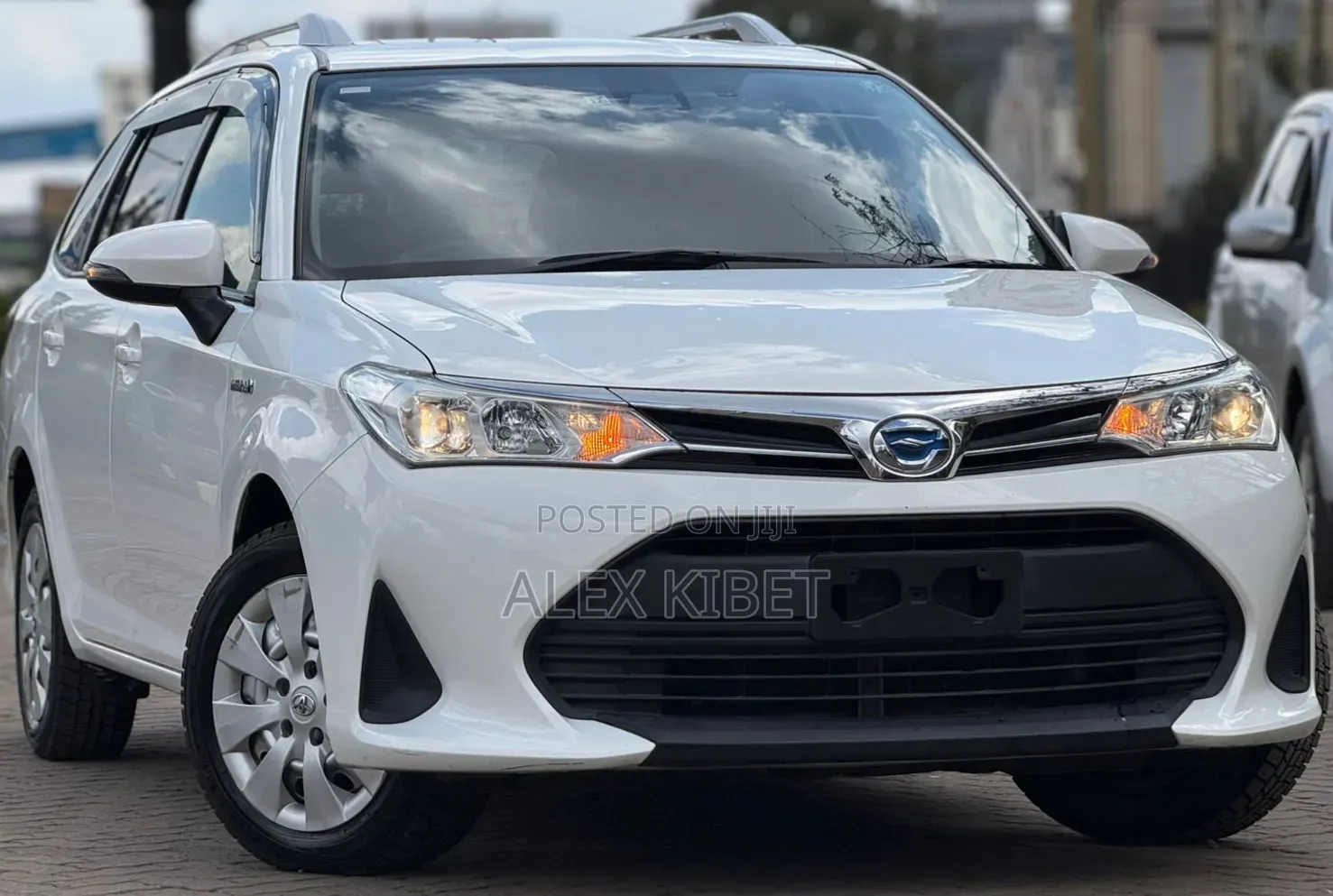 Toyota Corolla Fielder 2019 White