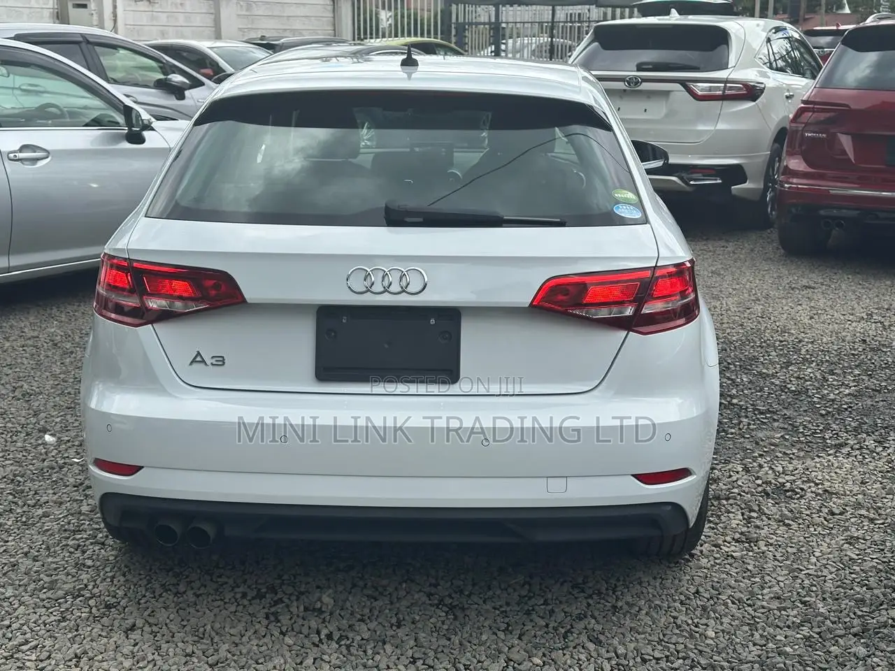Audi A3 2.0T Premium FWD Convertible 2019 Off white