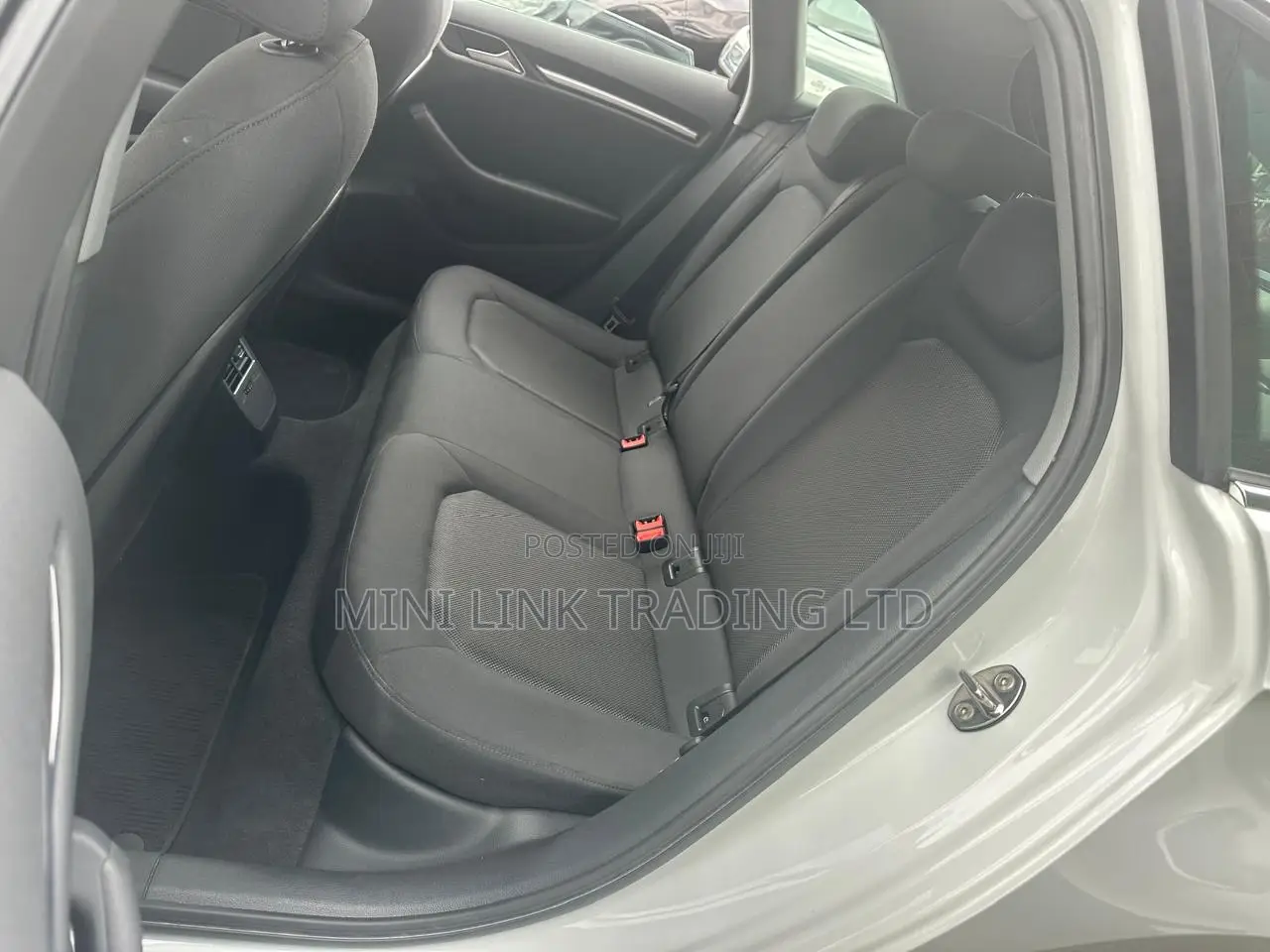 Audi A3 2.0T Premium FWD Convertible 2019 Off white