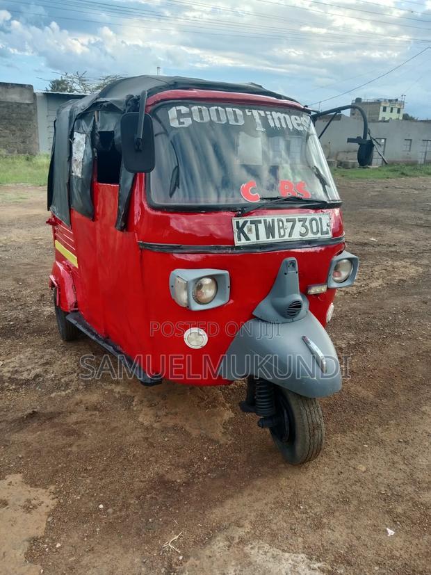 Piaggio Scooter 2017 Red - thumbnail 7