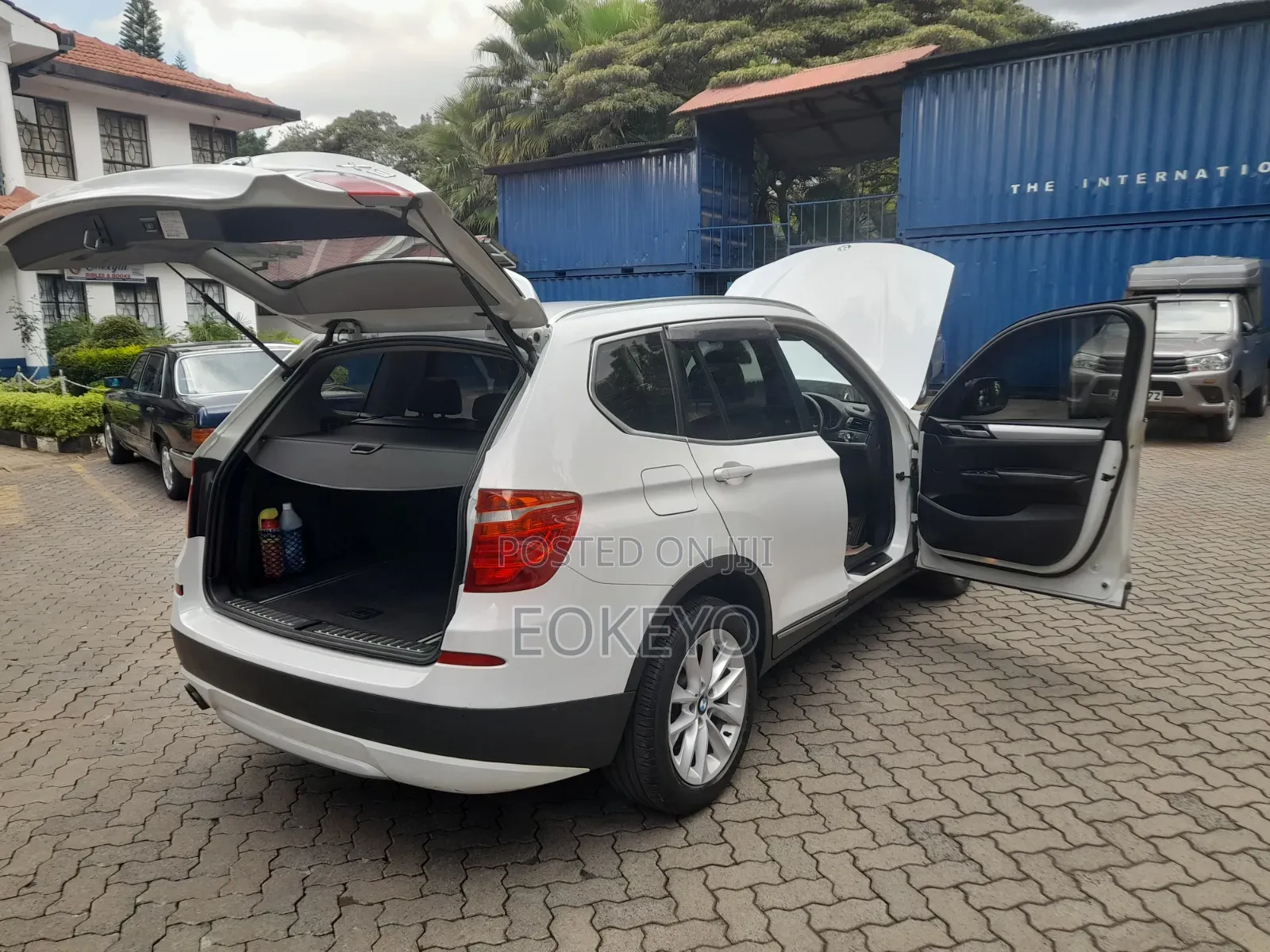 BMW X3 xDrive28i 2012 White