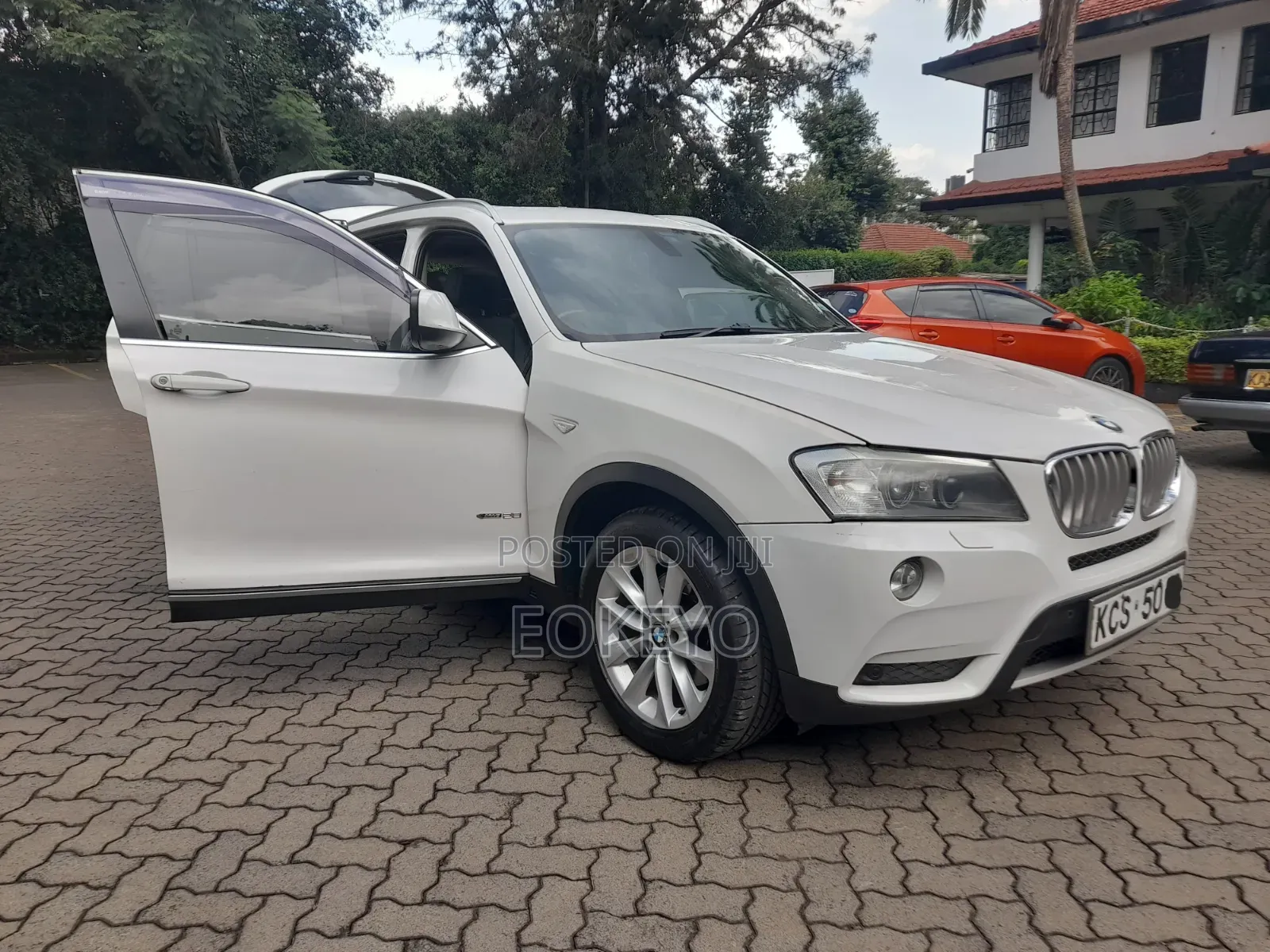 BMW X3 xDrive28i 2012 White