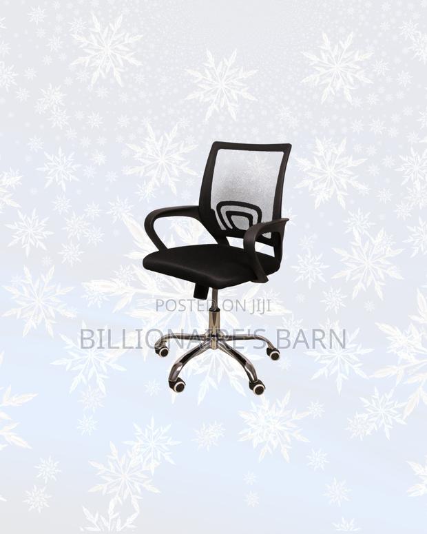 Stylish Mesh Office Chair Ergonomic Fabric Seat With Lumbar Support - thumbnail 3