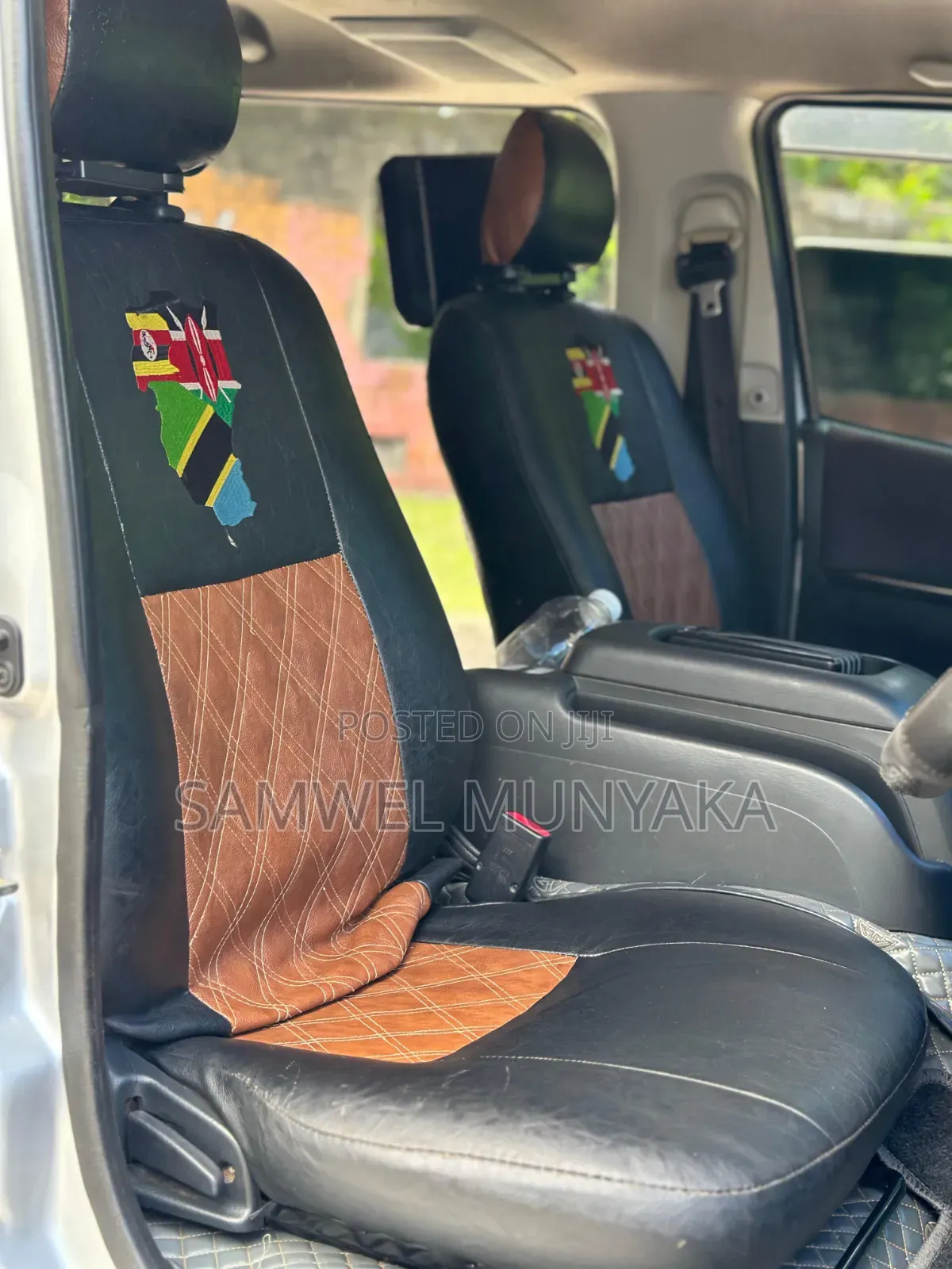 Toyota HiAce 2016 Silver