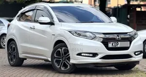Honda Vezel 2017 White