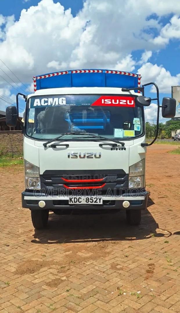 Isuzu Frr 2020 White - thumbnail 3