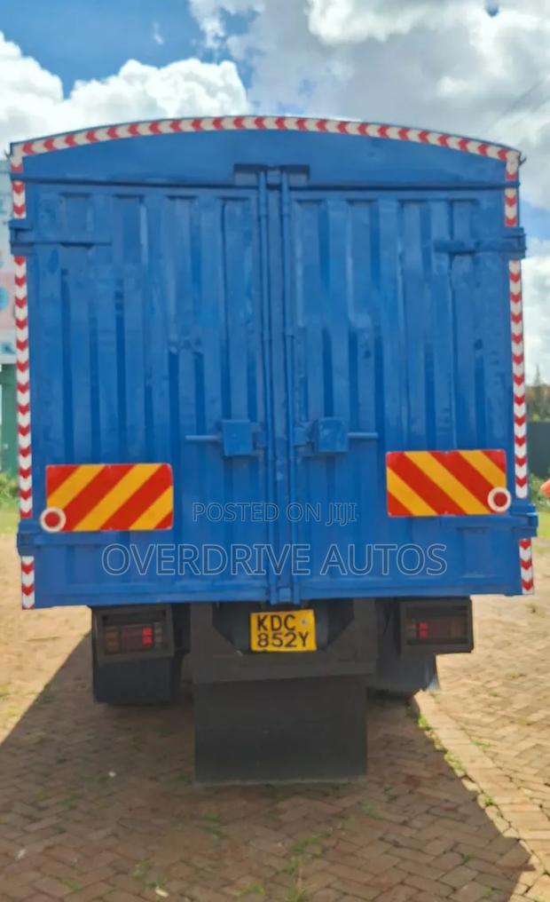 Isuzu Frr 2020 White - thumbnail 5