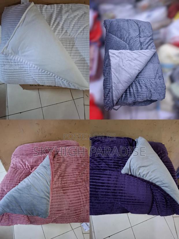*Single Velvet Woollen* Duvets Size: 6×6