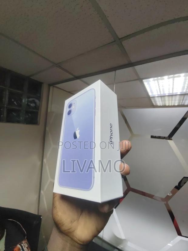 New Apple iPhone 11 128 GB Blue - thumbnail 2