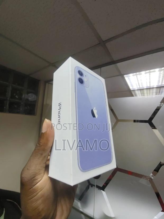 New Apple iPhone 11 128 GB Blue - thumbnail 3