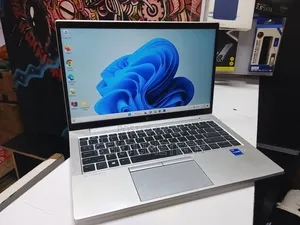 Laptop HP EliteBook 840 G8 16GB Intel Core i7 SSD 256GB