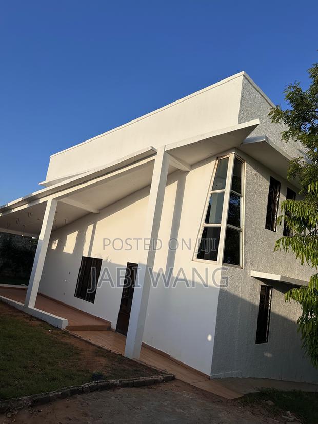 4bdrm Bungalow in Kwachocha, Town Centre for sale