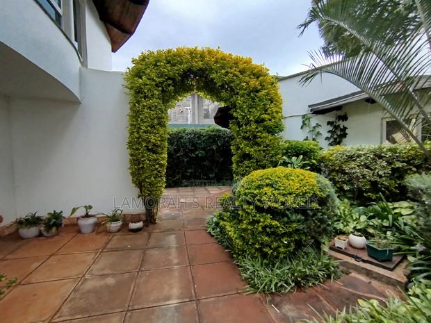 Furnished 1bdrm House in Runda for rent - thumbnail 4