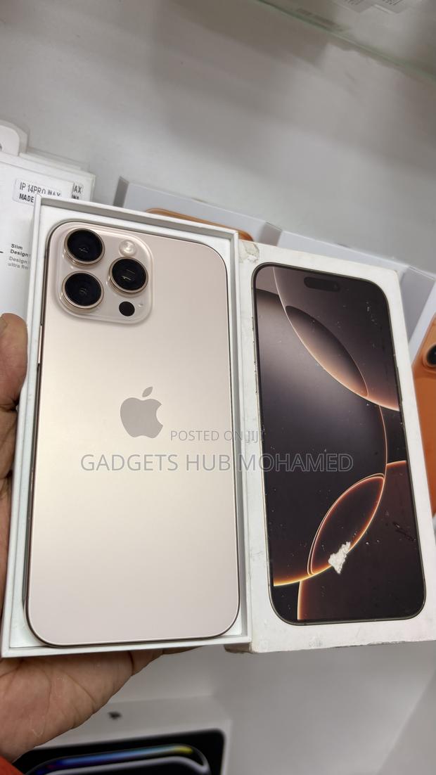 Apple iPhone 16 Pro Max 256 GB Gold - thumbnail 3