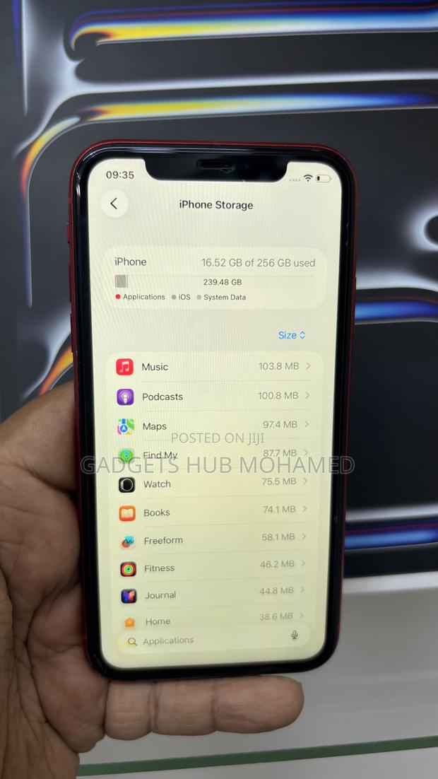 Apple iPhone 11 256 GB Red - thumbnail 5