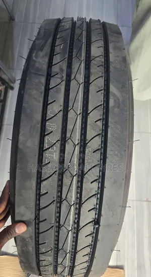265/70r19.5 Bison Tyre