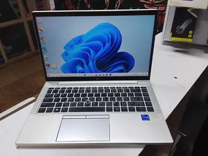 Laptop HP EliteBook 840 G8 16GB Intel Core i7 SSD 256GB