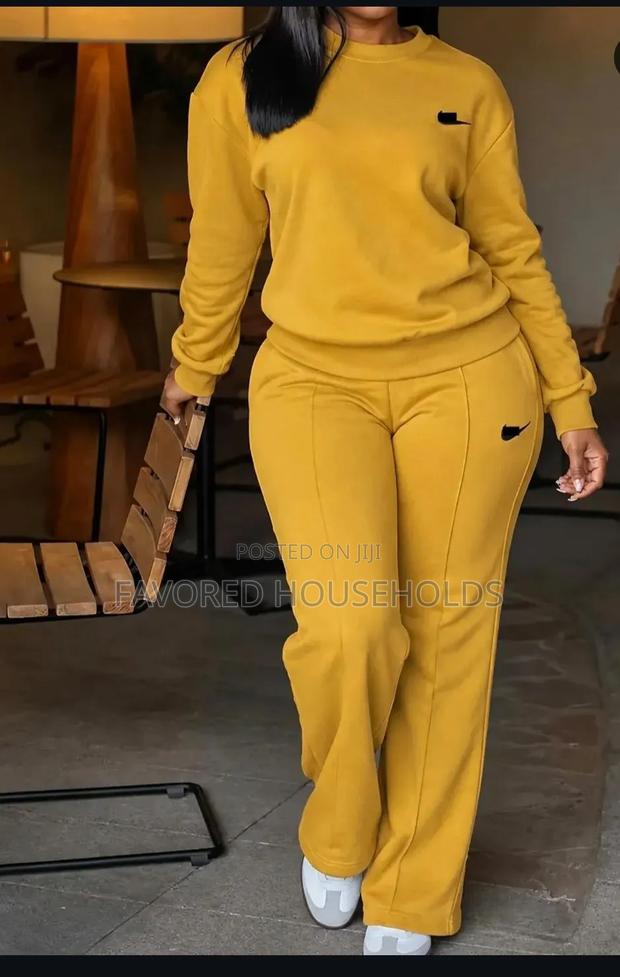 Quality Two Piece - thumbnail 6