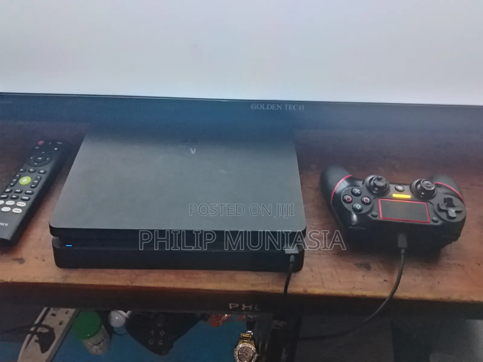 Play Station 4 Slim