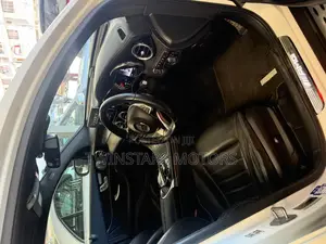 Mercedes-Benz GLC-Class 2019 White