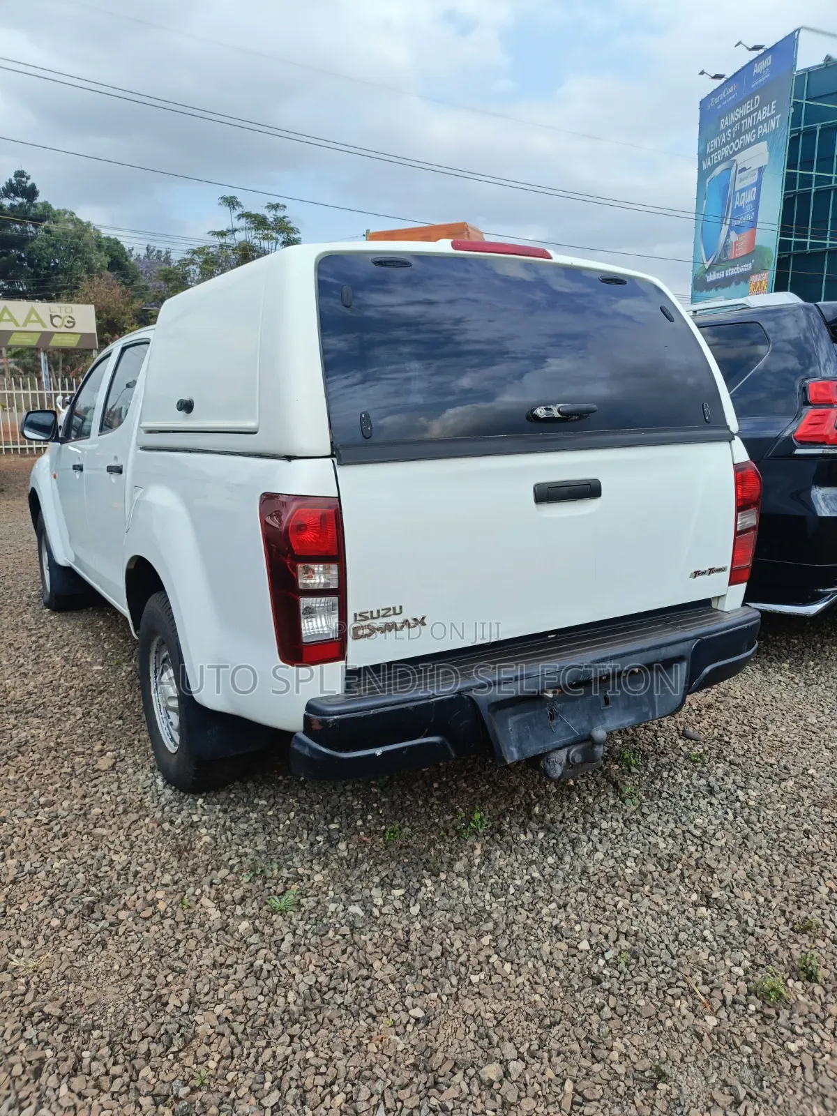 Isuzu D-MAX 2015 White