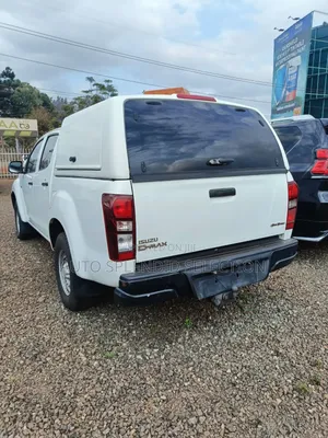 Isuzu D-MAX 2015 White