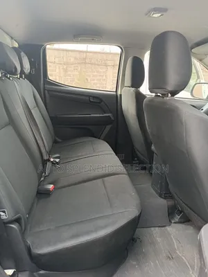 Isuzu D-MAX 2015 White