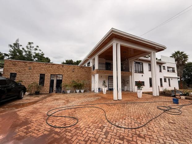 5bdrm Mansion in Runda for sale - thumbnail 3