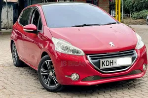 Peugeot 208 2015 Red